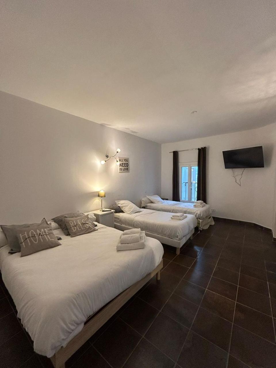 Auberge Les Galets Peyruis Екстериор снимка