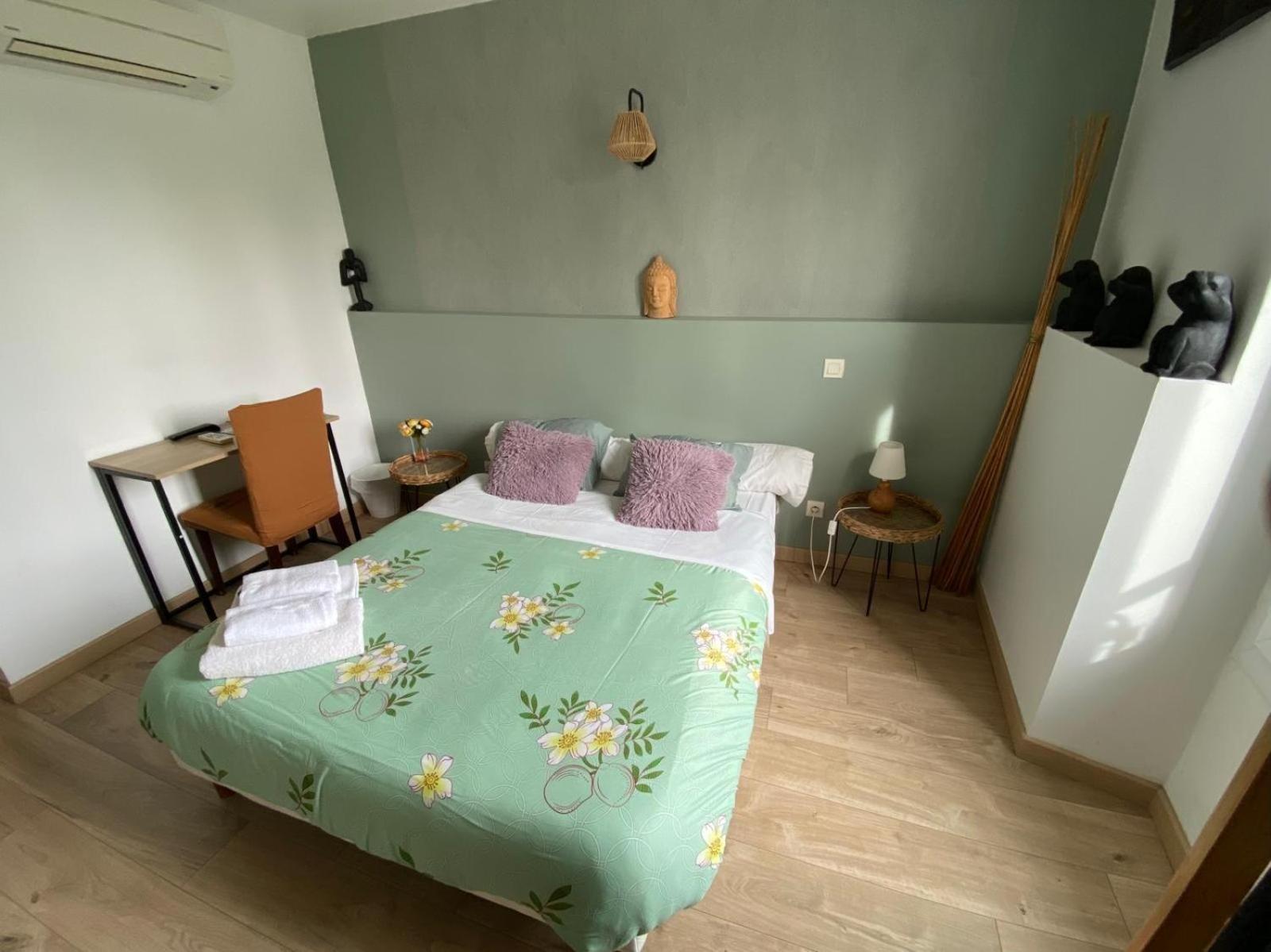 Auberge Les Galets Peyruis Екстериор снимка