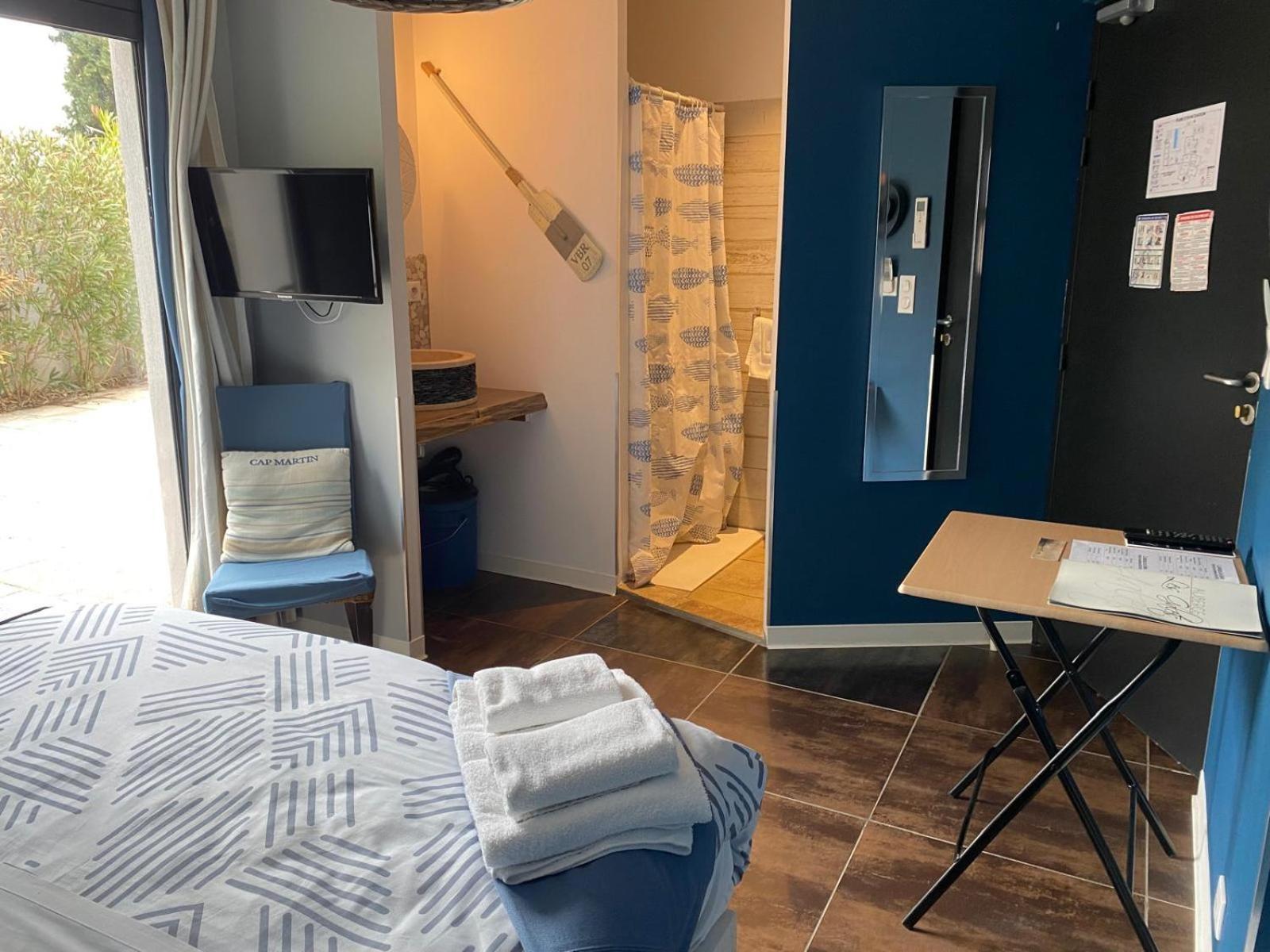 Auberge Les Galets Peyruis Екстериор снимка