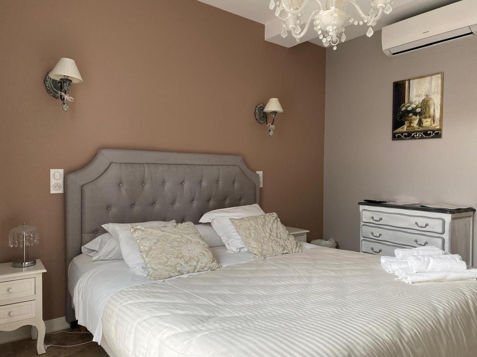 Auberge Les Galets Peyruis Екстериор снимка