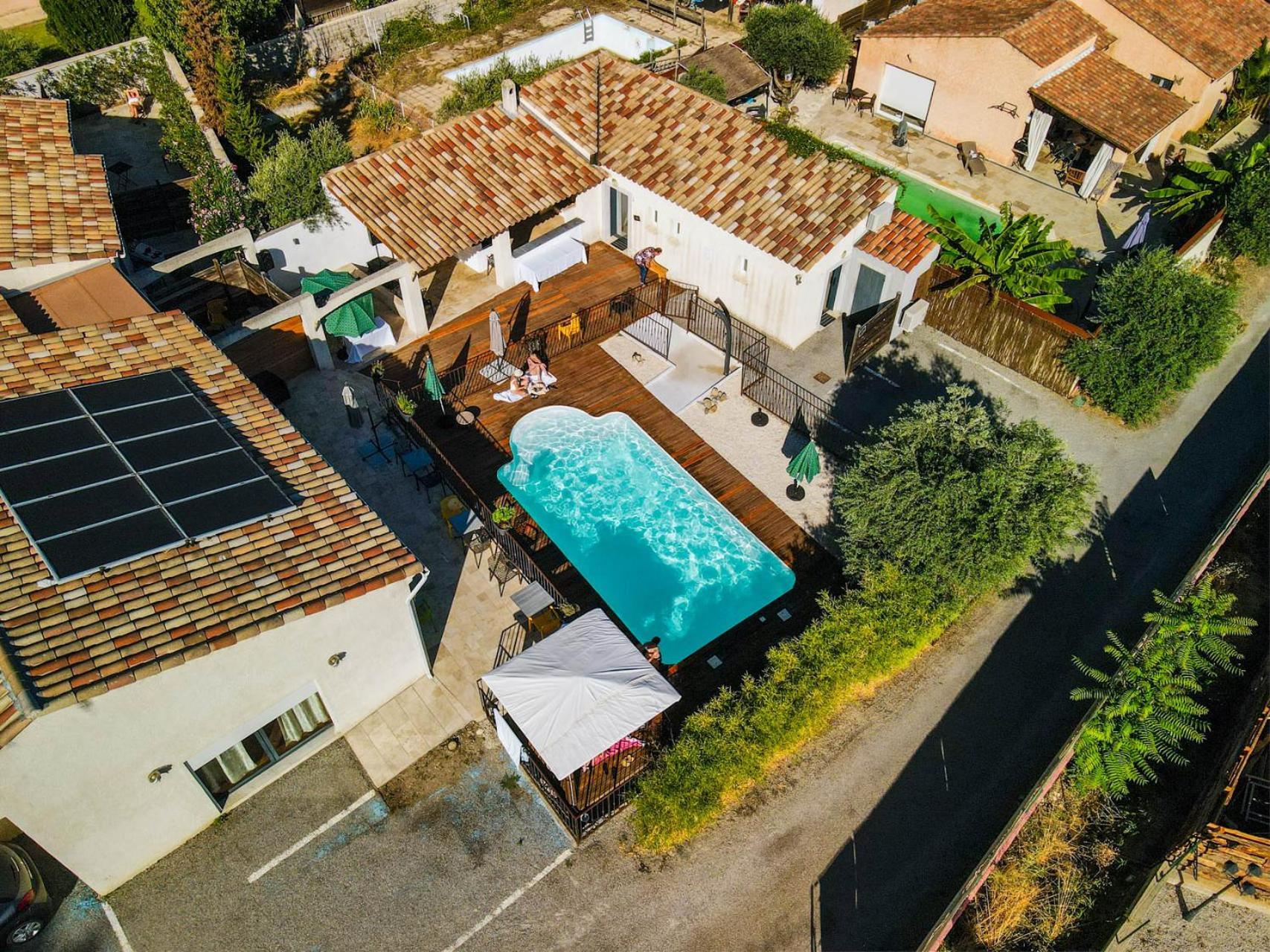 Auberge Les Galets Peyruis Екстериор снимка